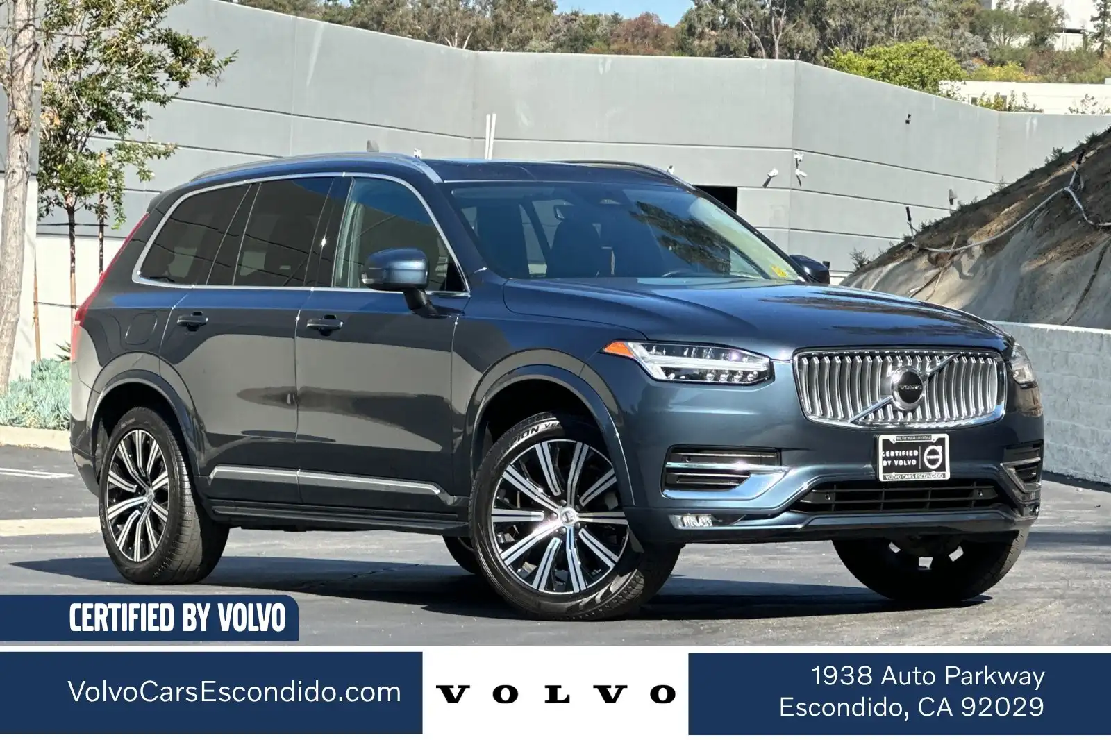 2025 Volvo XC90 B5 Core Bright 4WD's photo