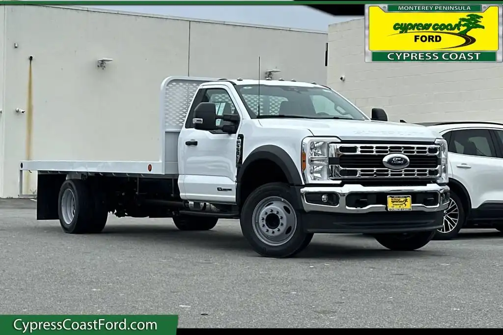 2026 Ford F-550 XL Regular Cab 205-In DRW's photo