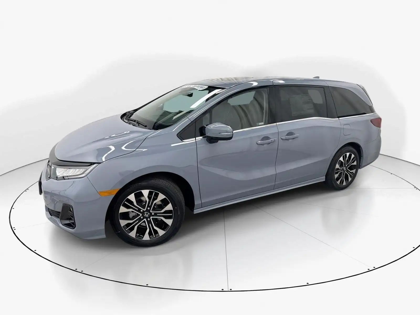 2026 Honda Odyssey Elite's photo