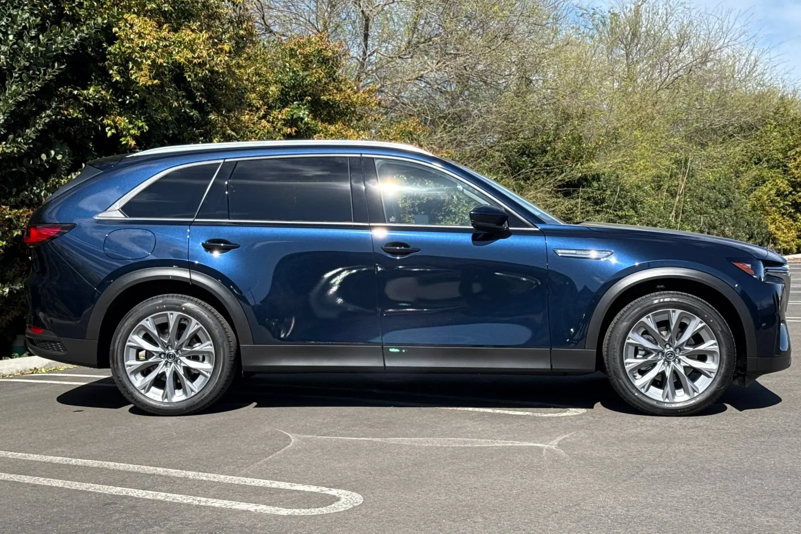 2026 Mazda CX-90 PHEV Preferred Package photo 3