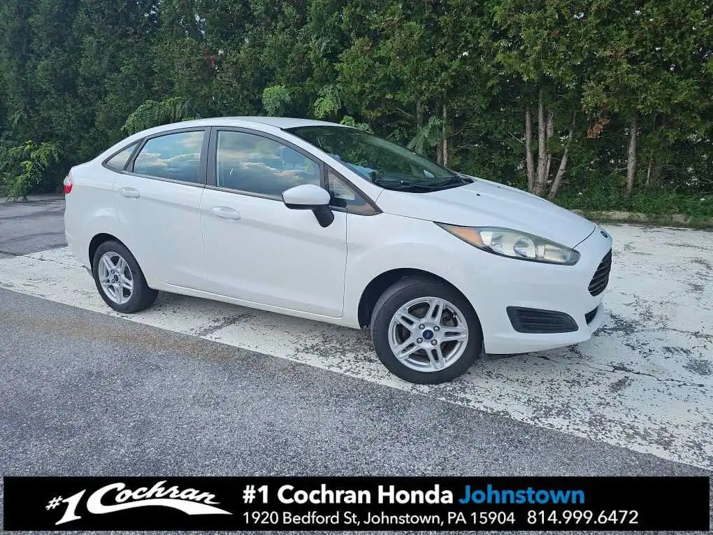 2018 Ford Fiesta SE Sedan's photo