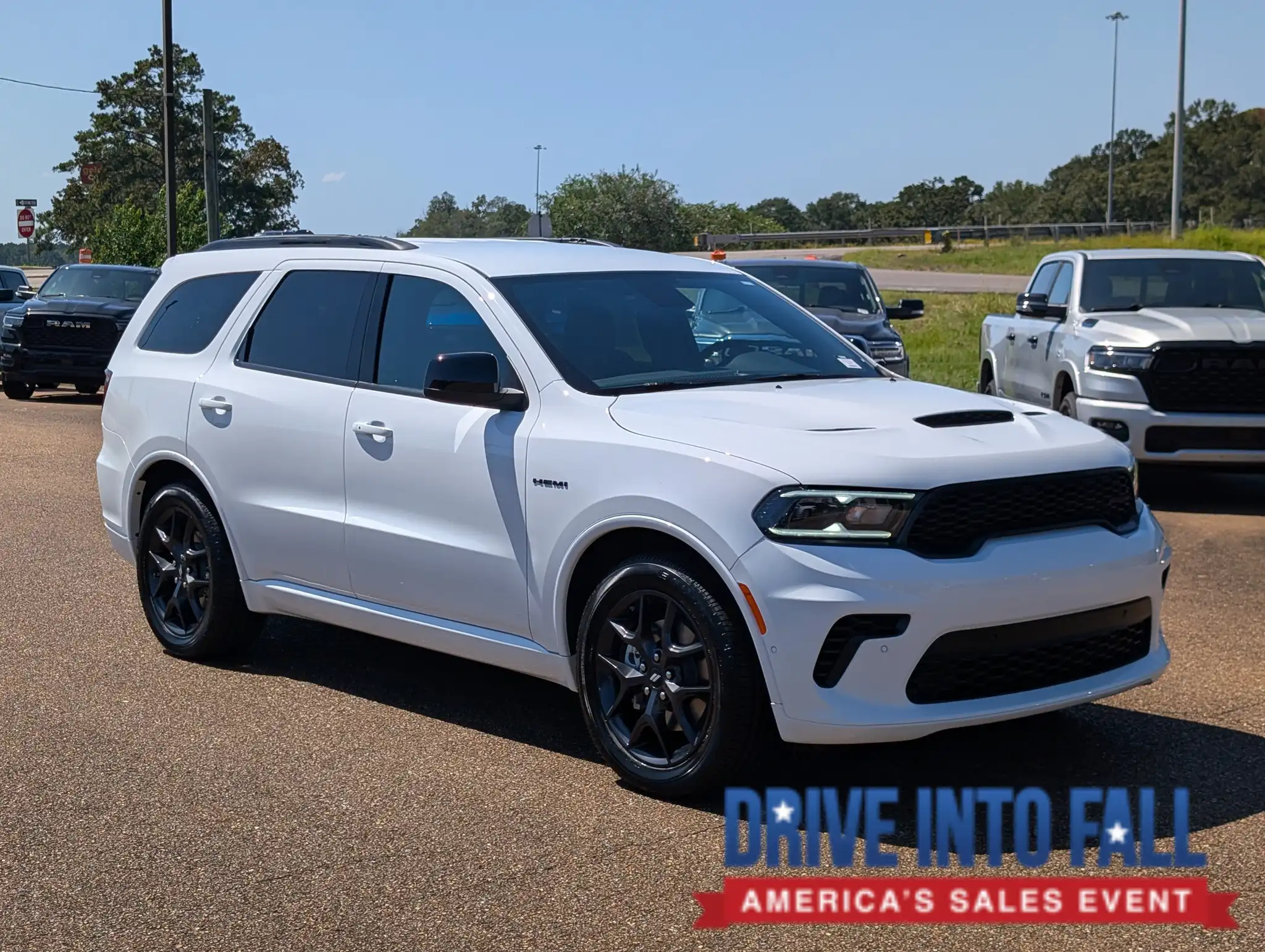 2027 Dodge Durango HEMI V8 GT AWD's photo