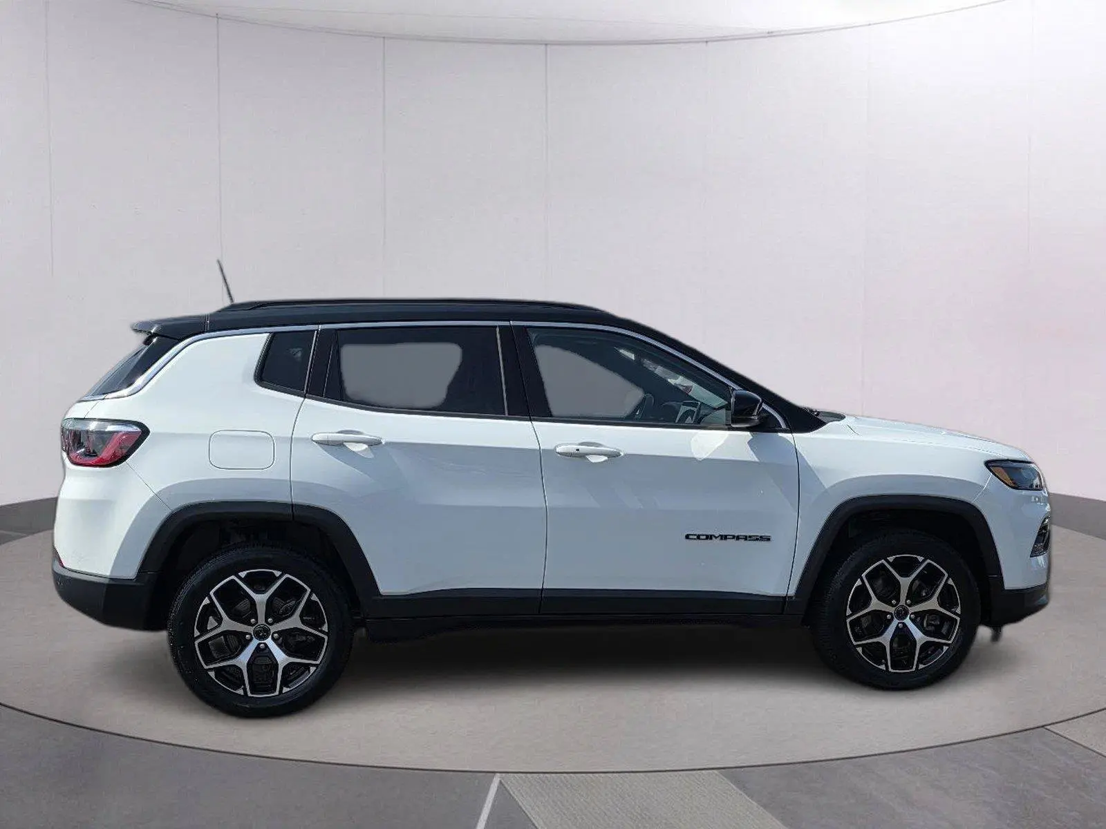 2025 Jeep Compass Limited 4WD photo 4