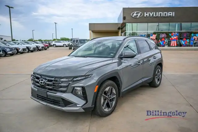 2025 Hyundai Tucson SEL FWD's photo