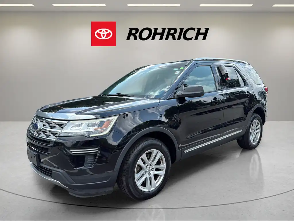 2018 Ford Explorer XLT 4WD's photo
