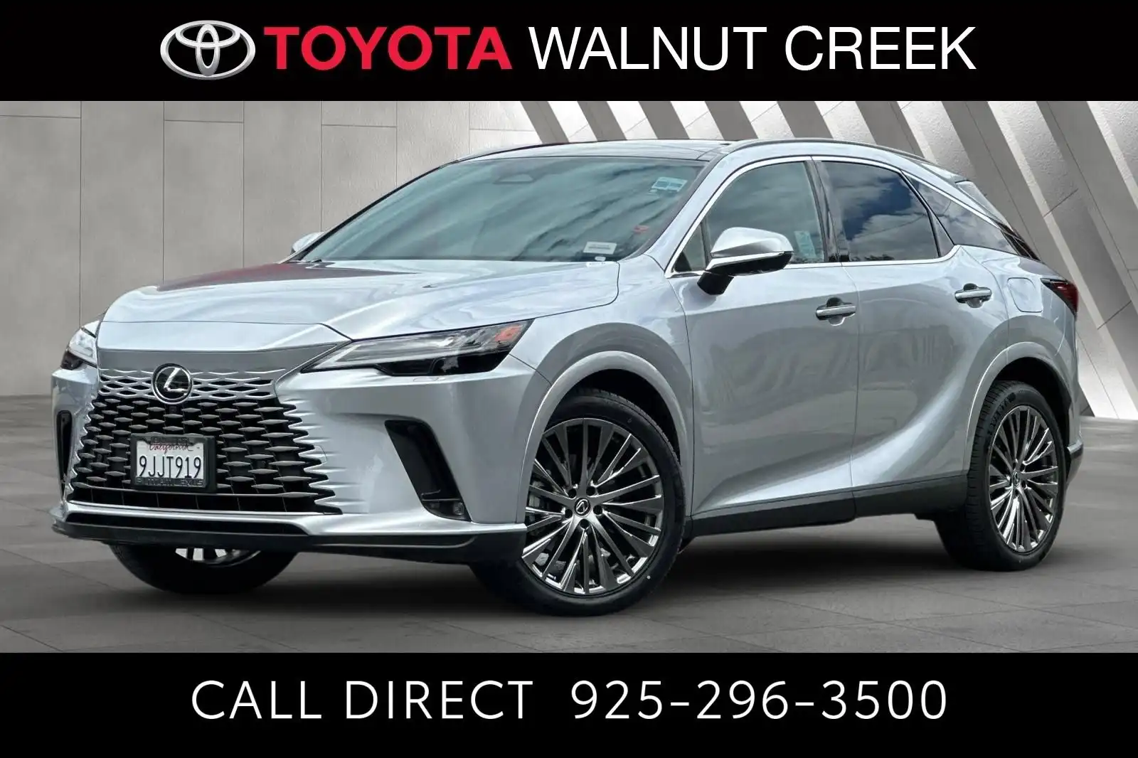 2024 Lexus RX 450h+ 450h+ Luxury AWD's photo