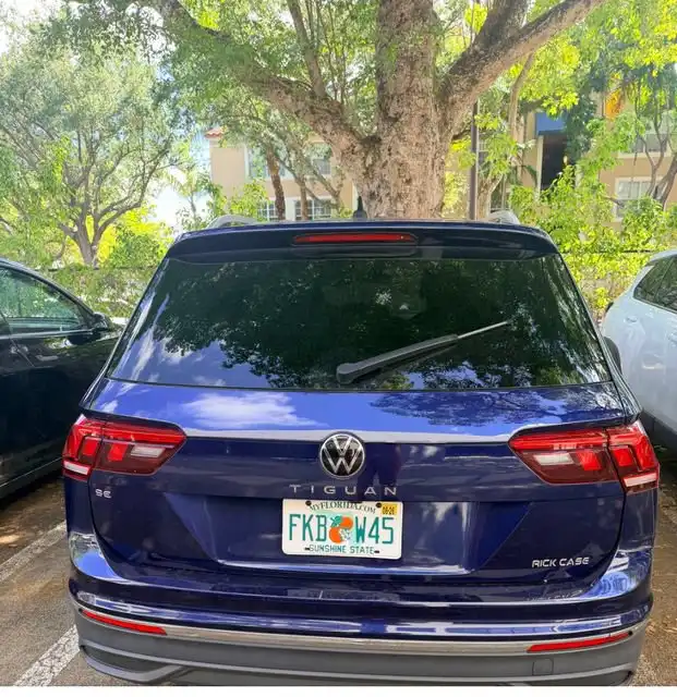 2024 Volkswagen Tiguan 2.0T SE's photo