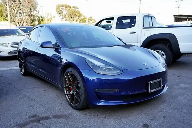 2022 Tesla Model 3 Performance Dual Motor All-Wheel Drive's photo