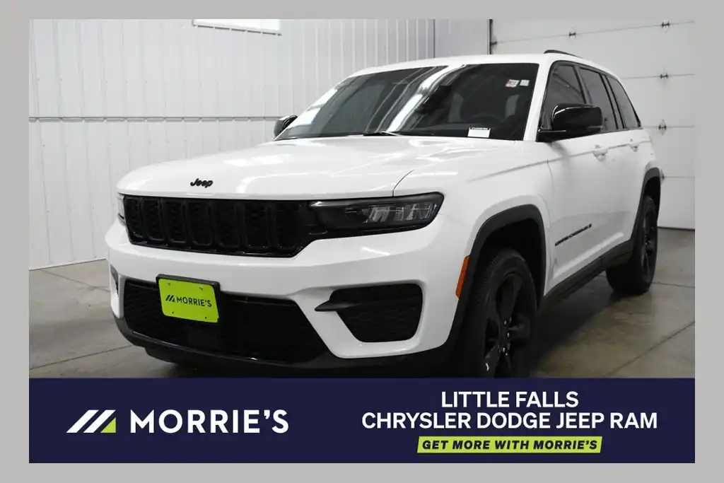 2023 Jeep Grand Cherokee Altitude X 4WD's photo