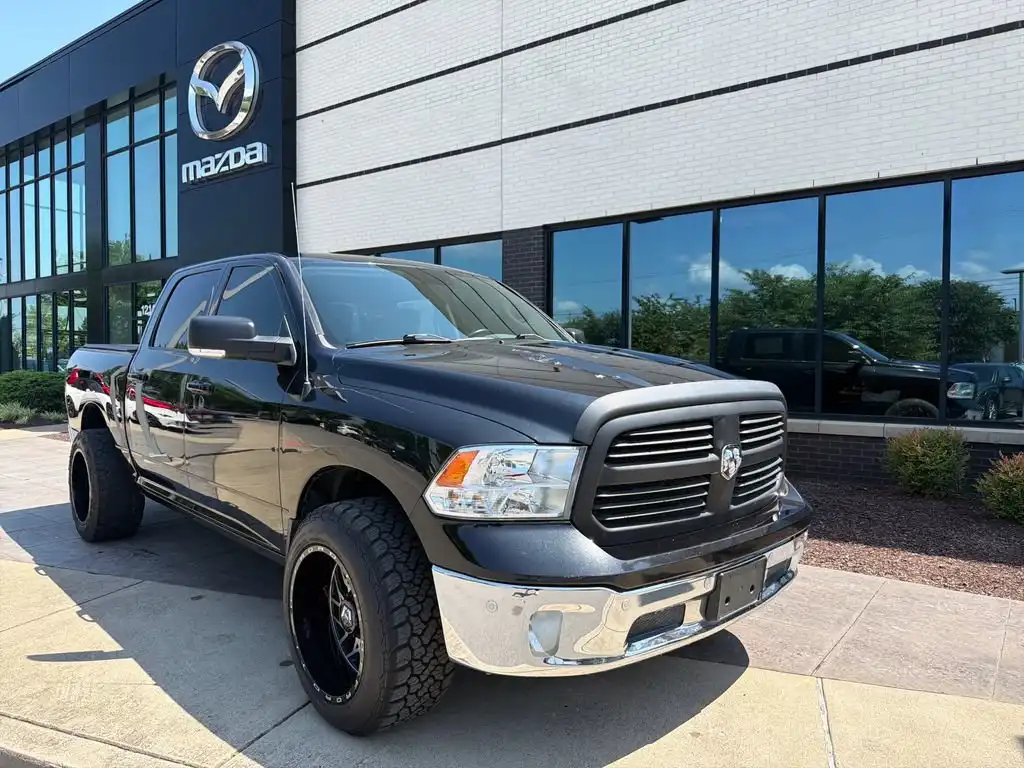 2019 RAM 1500 Classic Big Horn 4x4 Crew Cab 5'7's photo