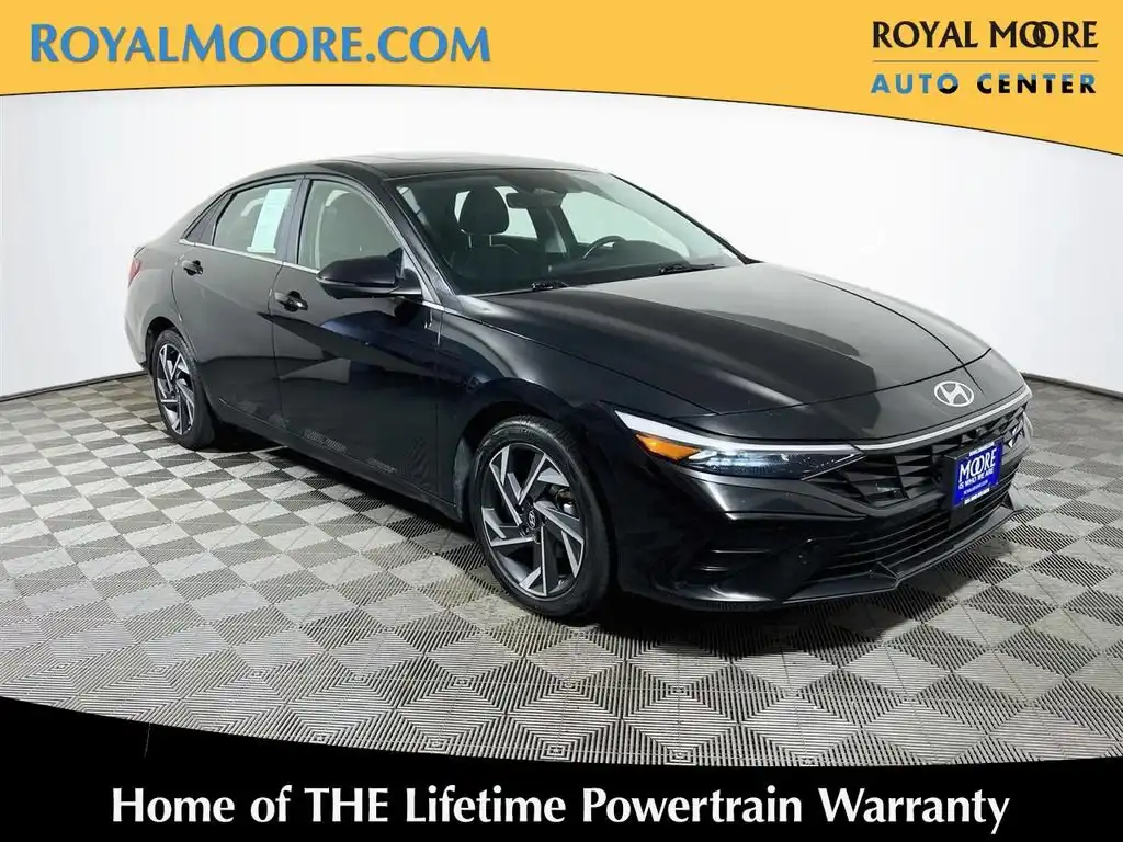 2024 Hyundai Elantra 2.0 Limited IVT's photo