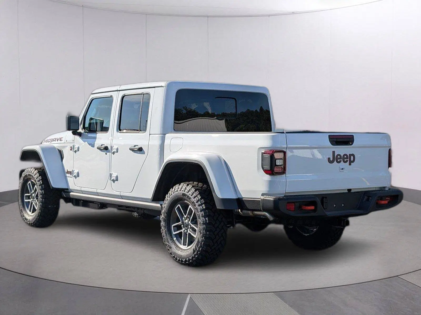 2026 Jeep Gladiator Mojave Auto photo 3