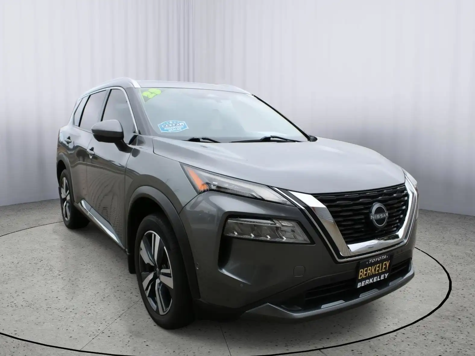 2023 Nissan Rogue SL FWD's photo