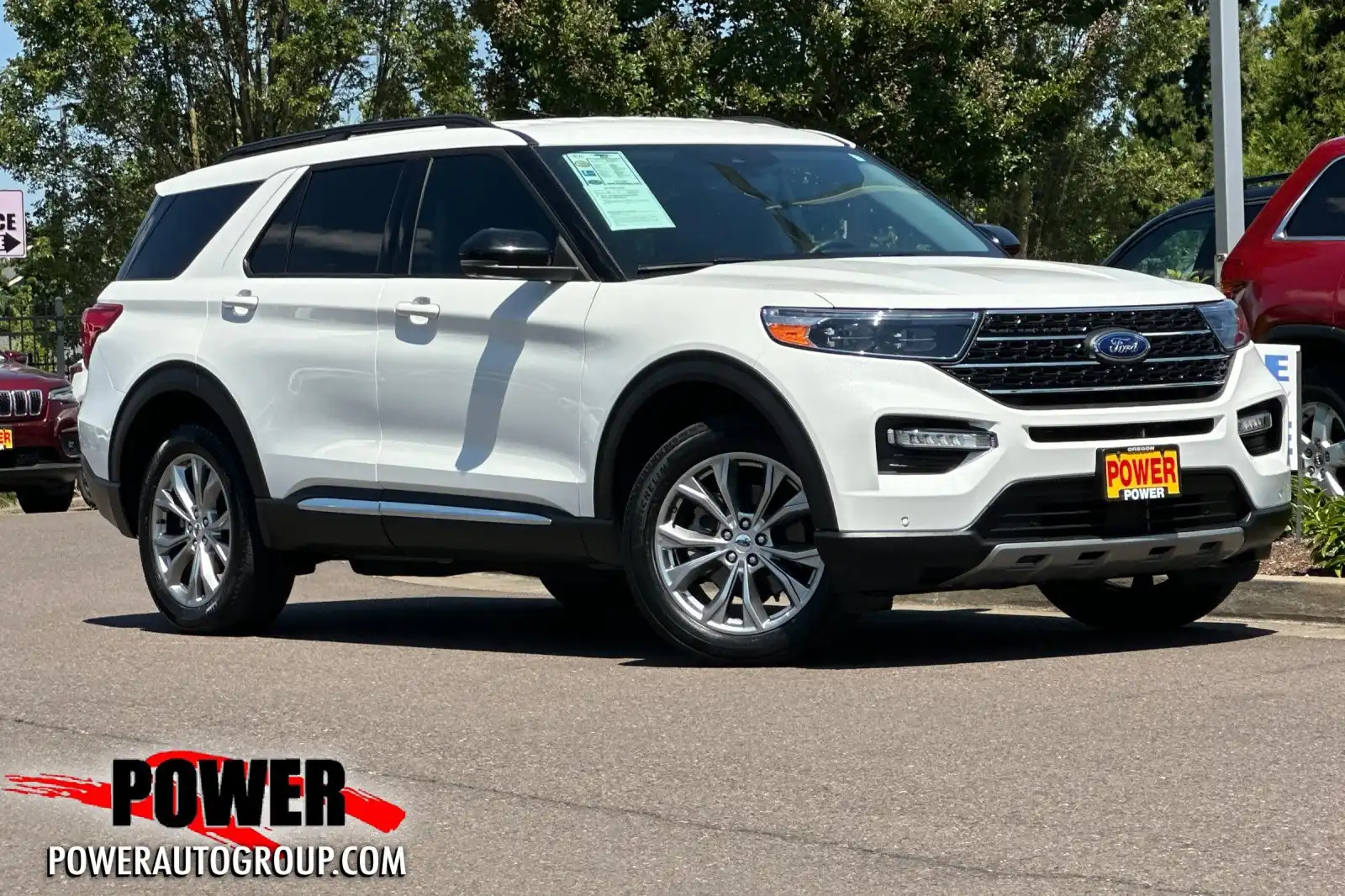 2022 Ford Explorer XLT 4WD's photo