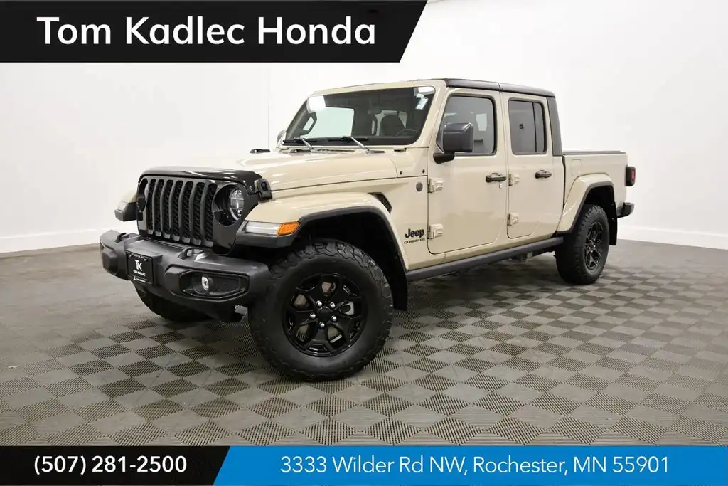 2022 Jeep Gladiator Willys's photo