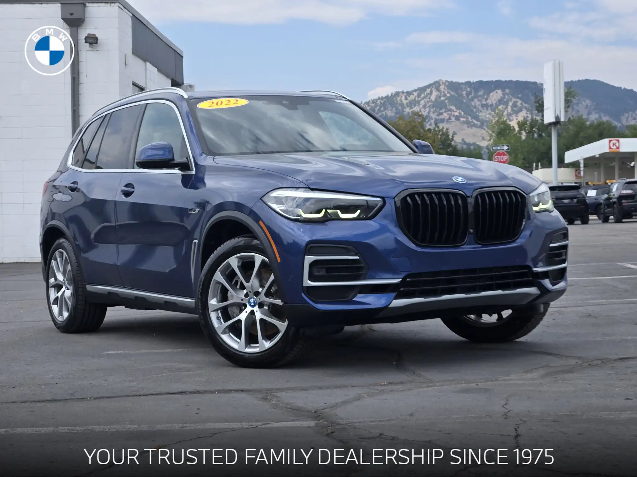 2022 BMW X5 xDrive45e's photo