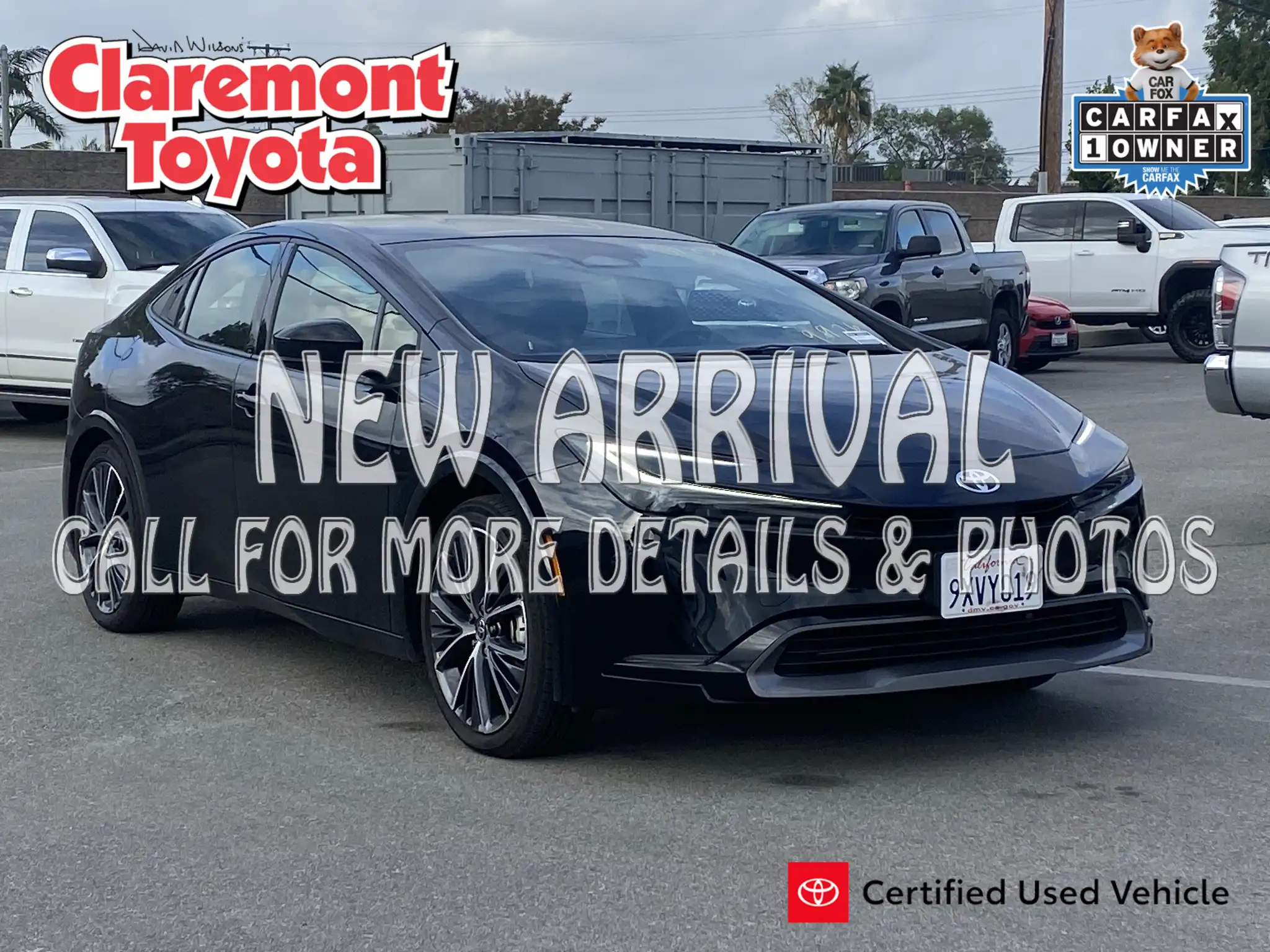 2026 Toyota Prius XLE FWD's photo