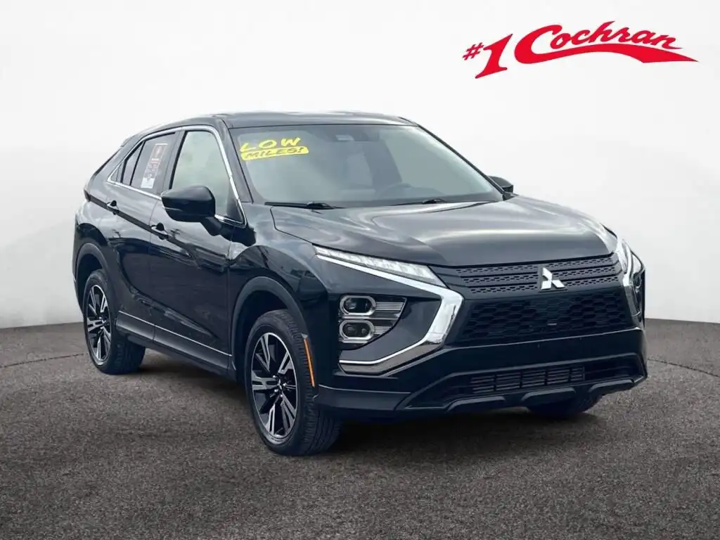 2024 Mitsubishi Eclipse Cross SE S-AWC's photo