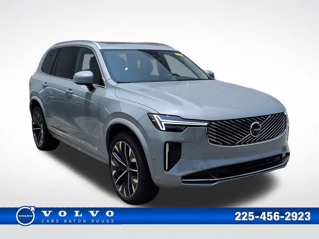 2026 Volvo XC90 B5 Plus Bright AWD's photo