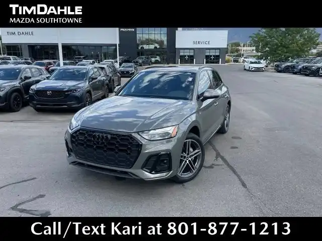 2023 Audi Q5 55 e Premium Plus's photo