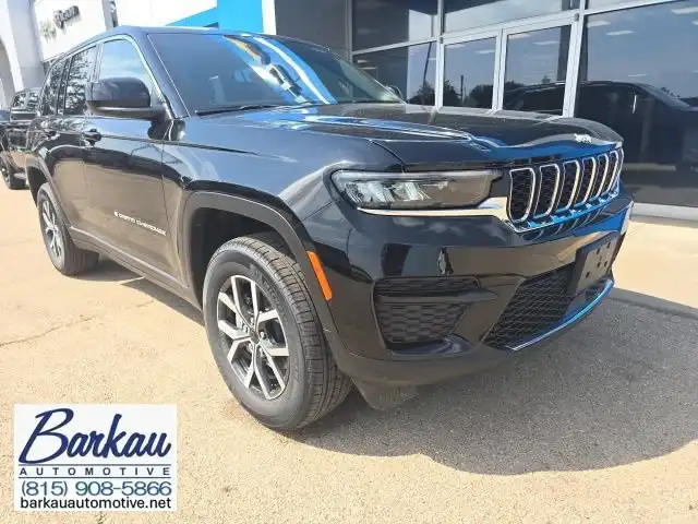 2027 Jeep Grand Cherokee Laredo X 4WD's photo