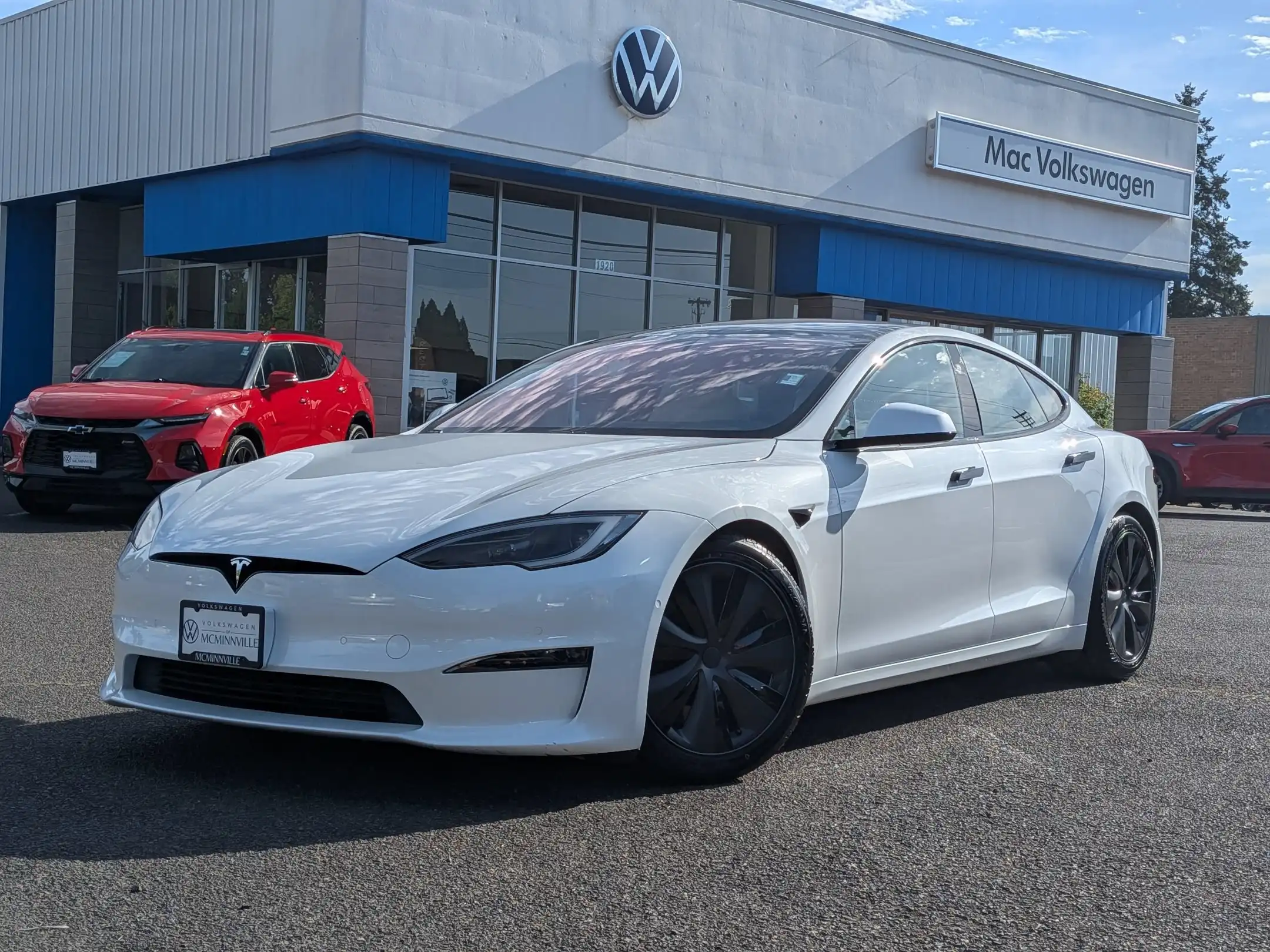 2022 Tesla Model S Base's photo