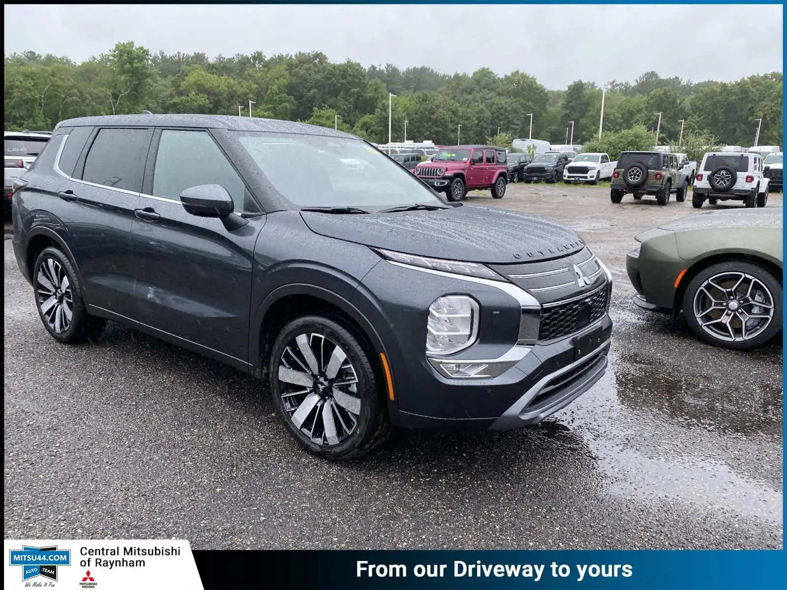 2026 Mitsubishi Outlander SE S-AWC's photo