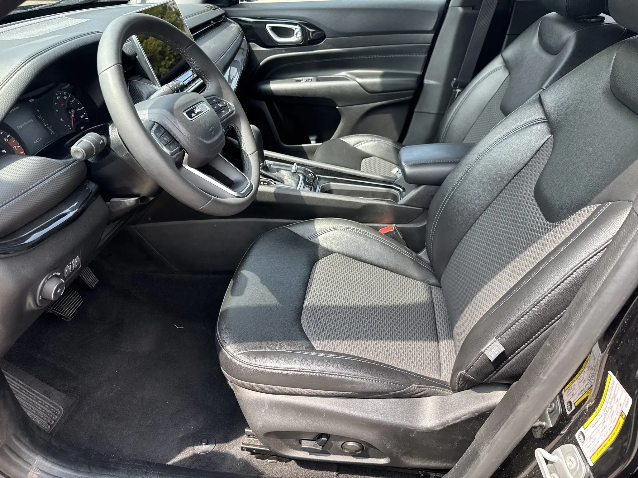 2025 Jeep Compass Latitude 4WD photo 5