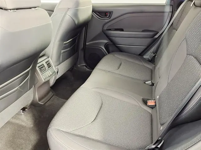 2026 Subaru Forester Premium photo 5
