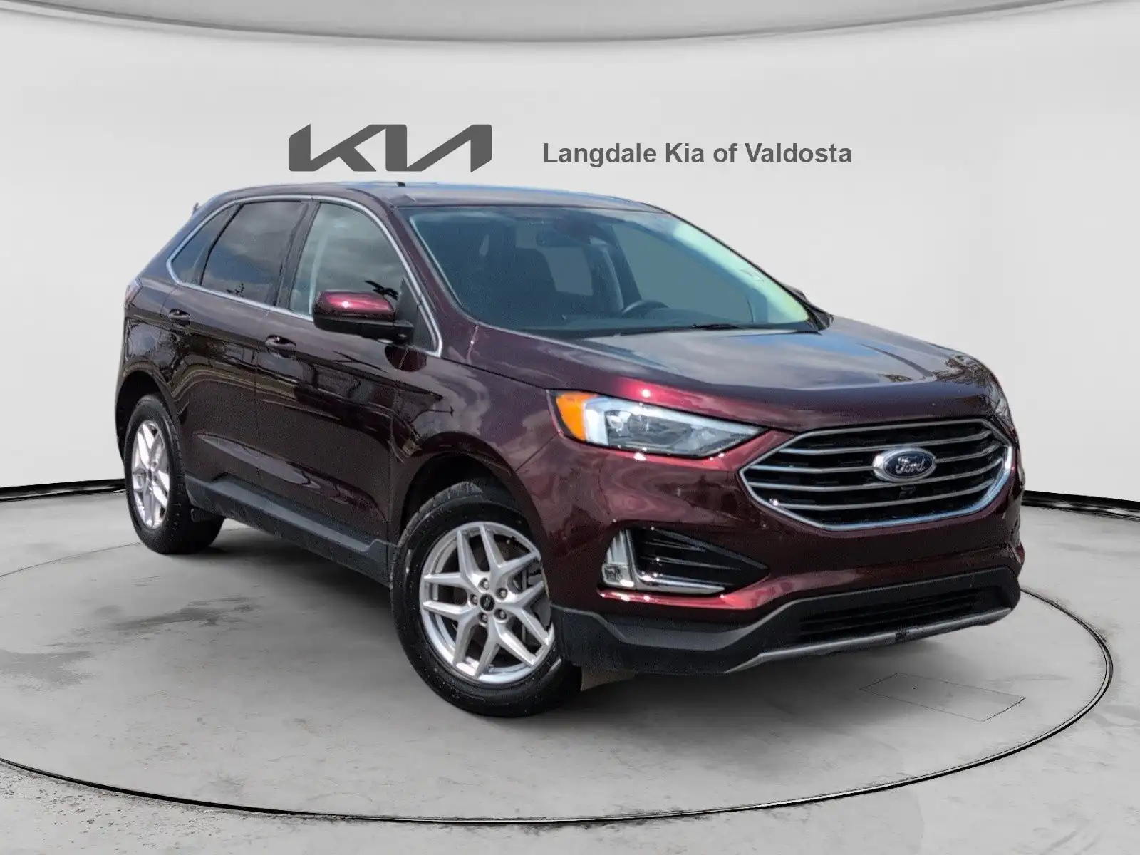 2024 Ford Edge SEL AWD's photo