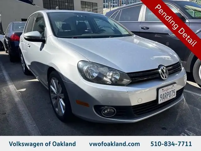 2014 Volkswagen Golf 2.0L 4-Door TDI DSG's photo