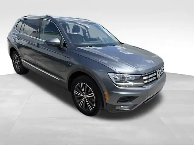 2018 Volkswagen Tiguan 2.0T SEL 4Motion's photo