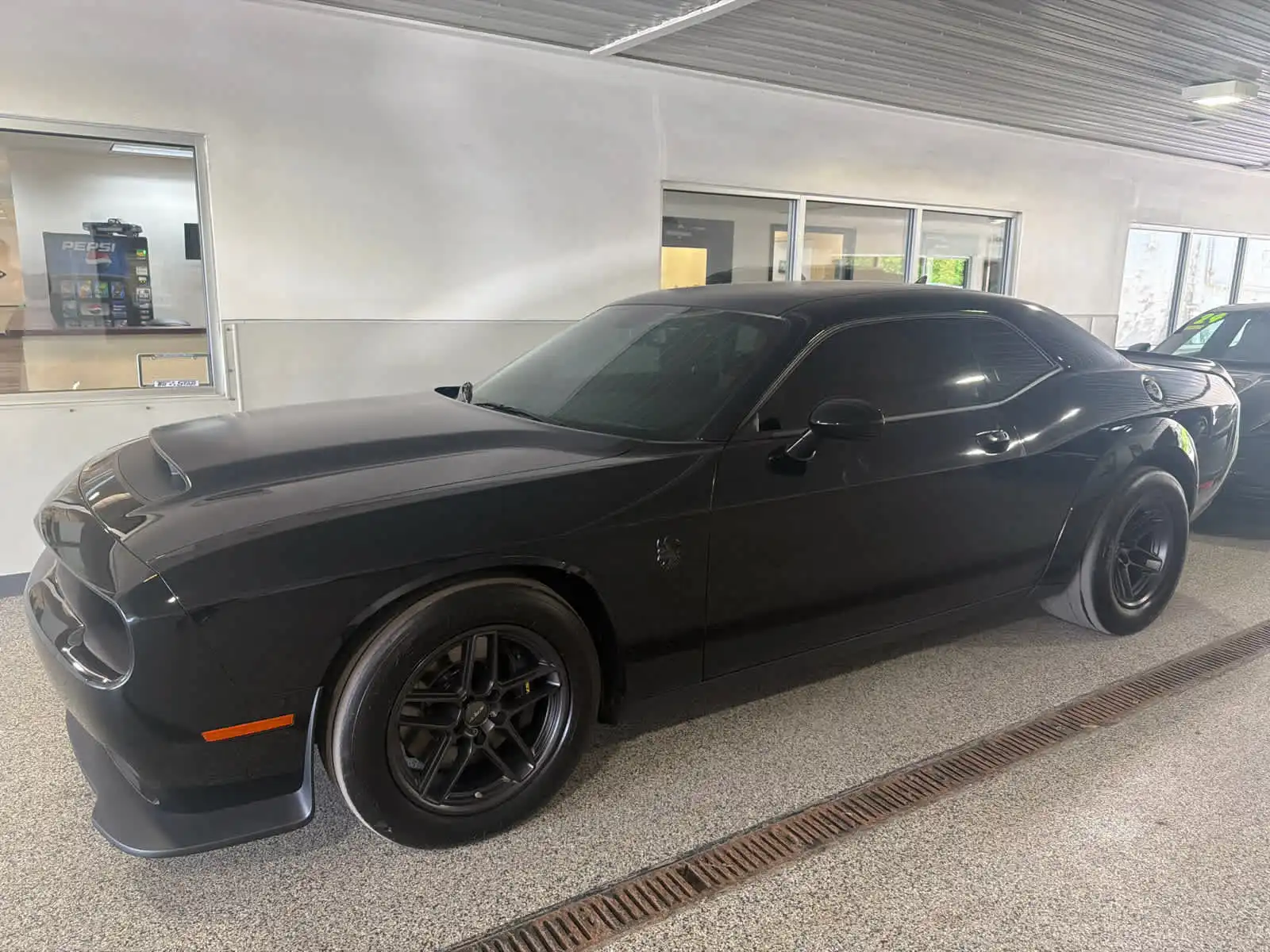 2023 Dodge Challenger SRT Hellcat Redeye WD Jailbreak Auto's photo