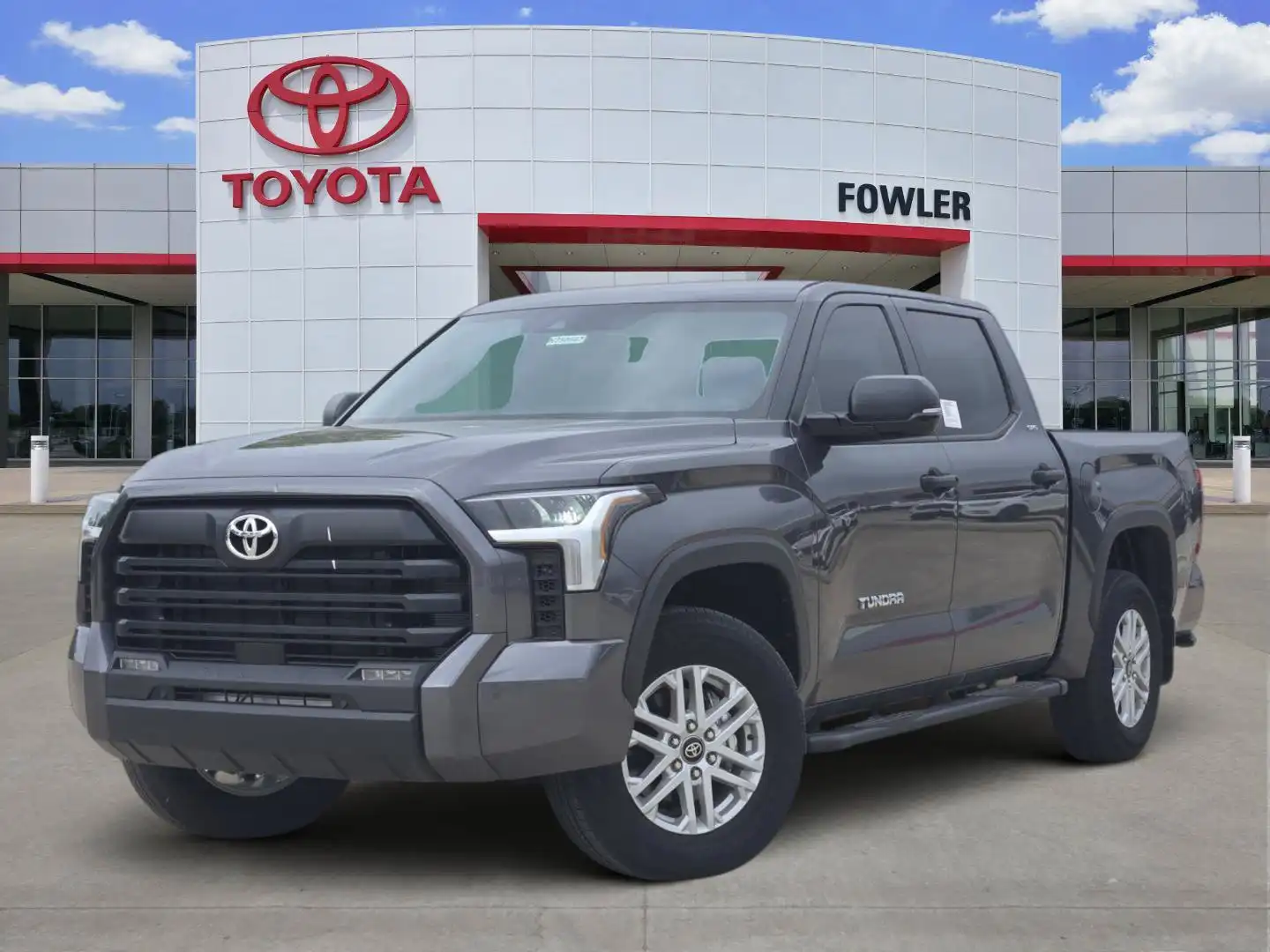 2025 Toyota Tundra SR5 3.4L 4WD CrewMax 5.5' Bed's photo