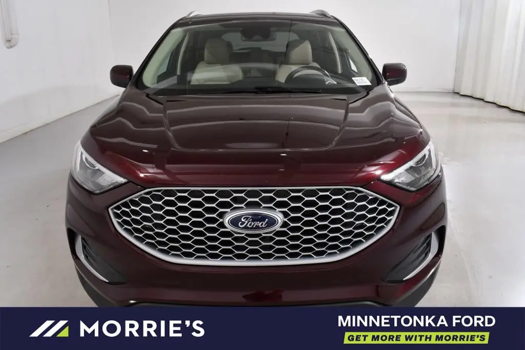 2023 Ford Edge SEL AWD photo 3