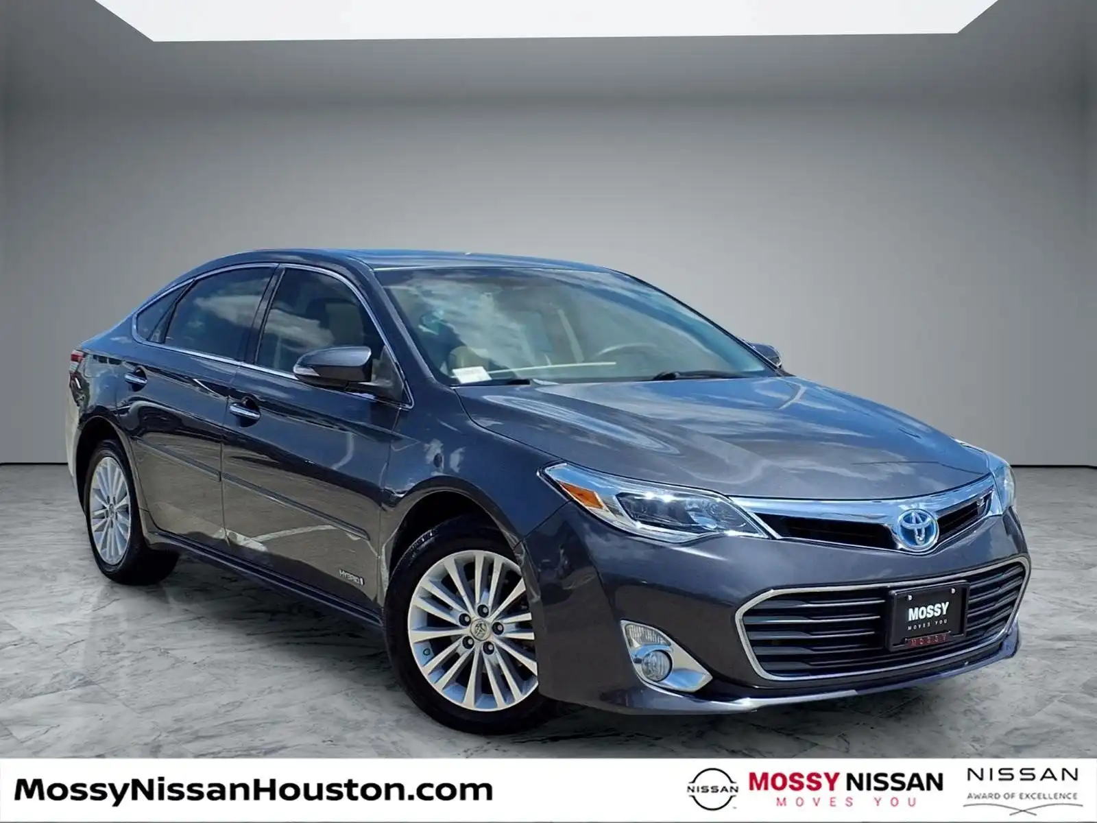 2014 Toyota Avalon XLE Touring Hybrid's photo