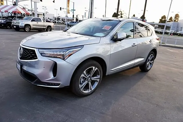 2023 Acura RDX Advance Package SH-AWD photo 3