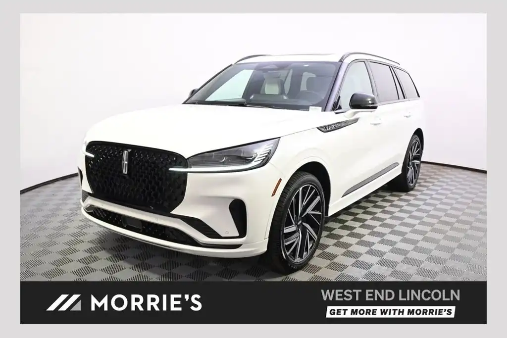 2026 Lincoln Aviator Black Label AWD's photo