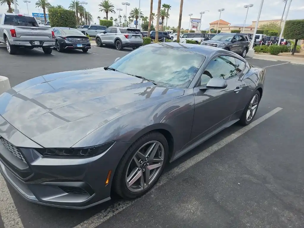 2026 Ford Mustang EcoBoost Fastback's photo