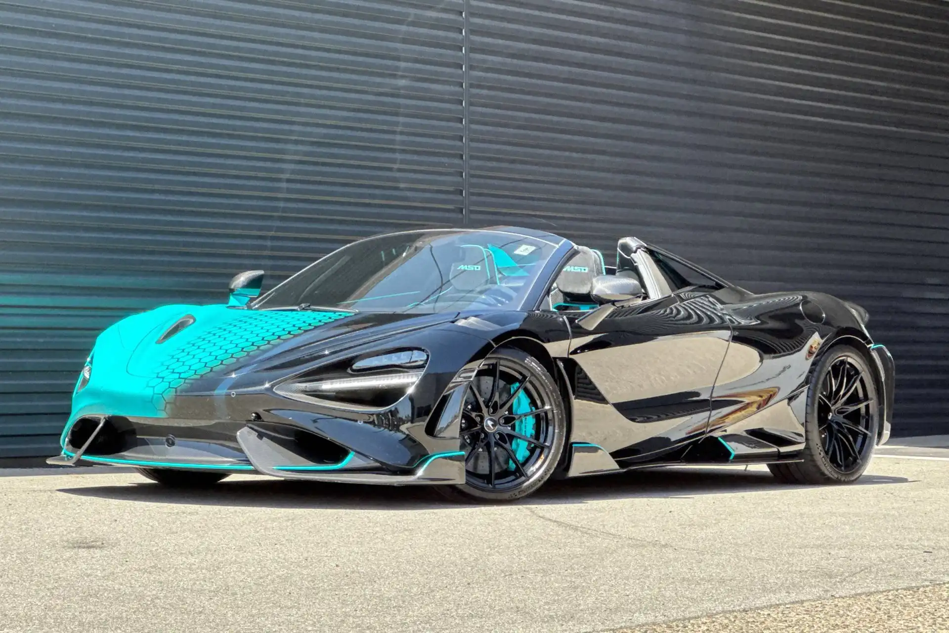 2022 McLaren 765LT Base's photo