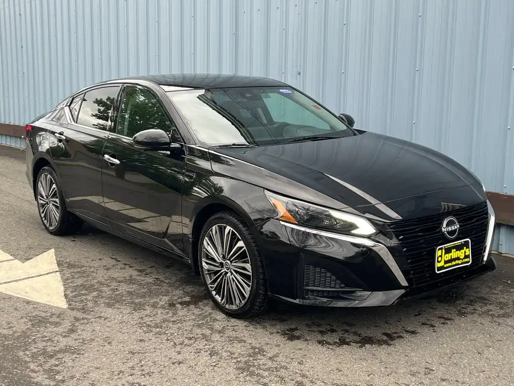 2023 Nissan Altima 2.5 SL AWD's photo