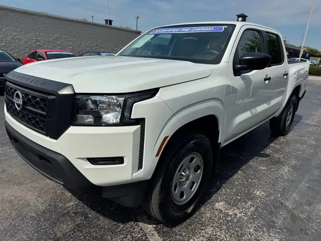 2024 Nissan Frontier S Crew Cab 4x4's photo