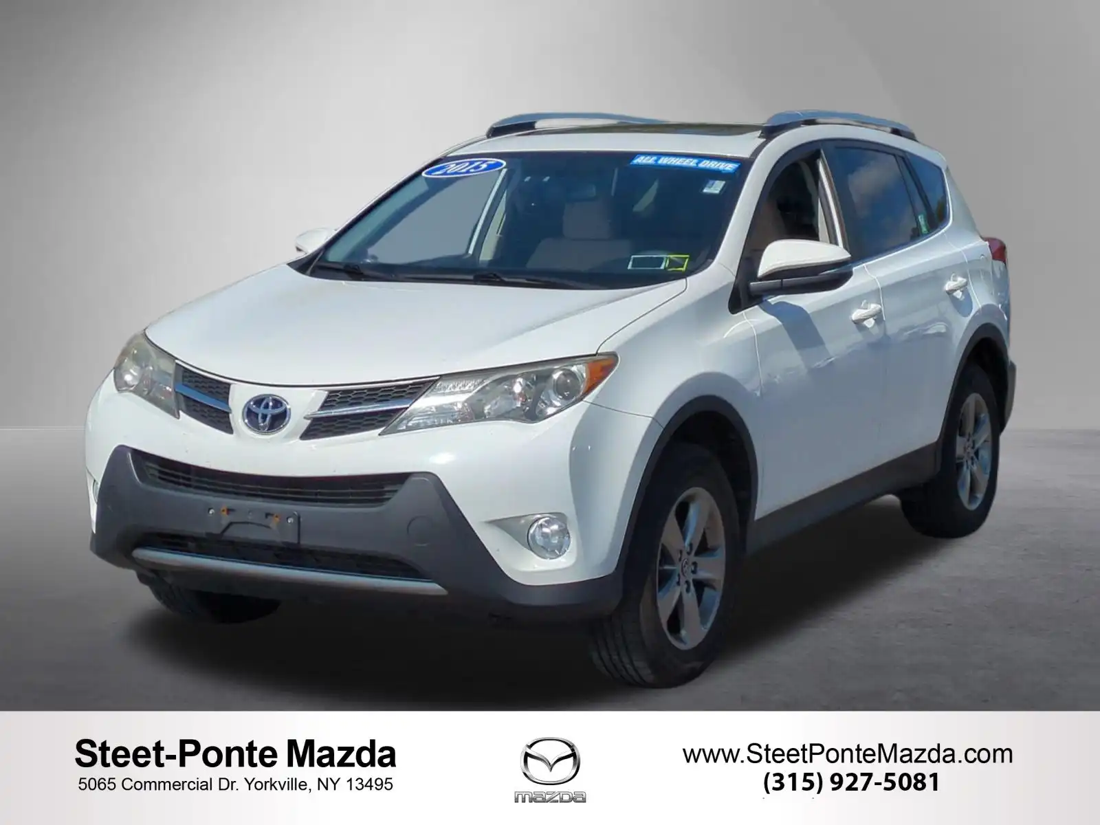 2015 Toyota RAV4 XLE AWD's photo