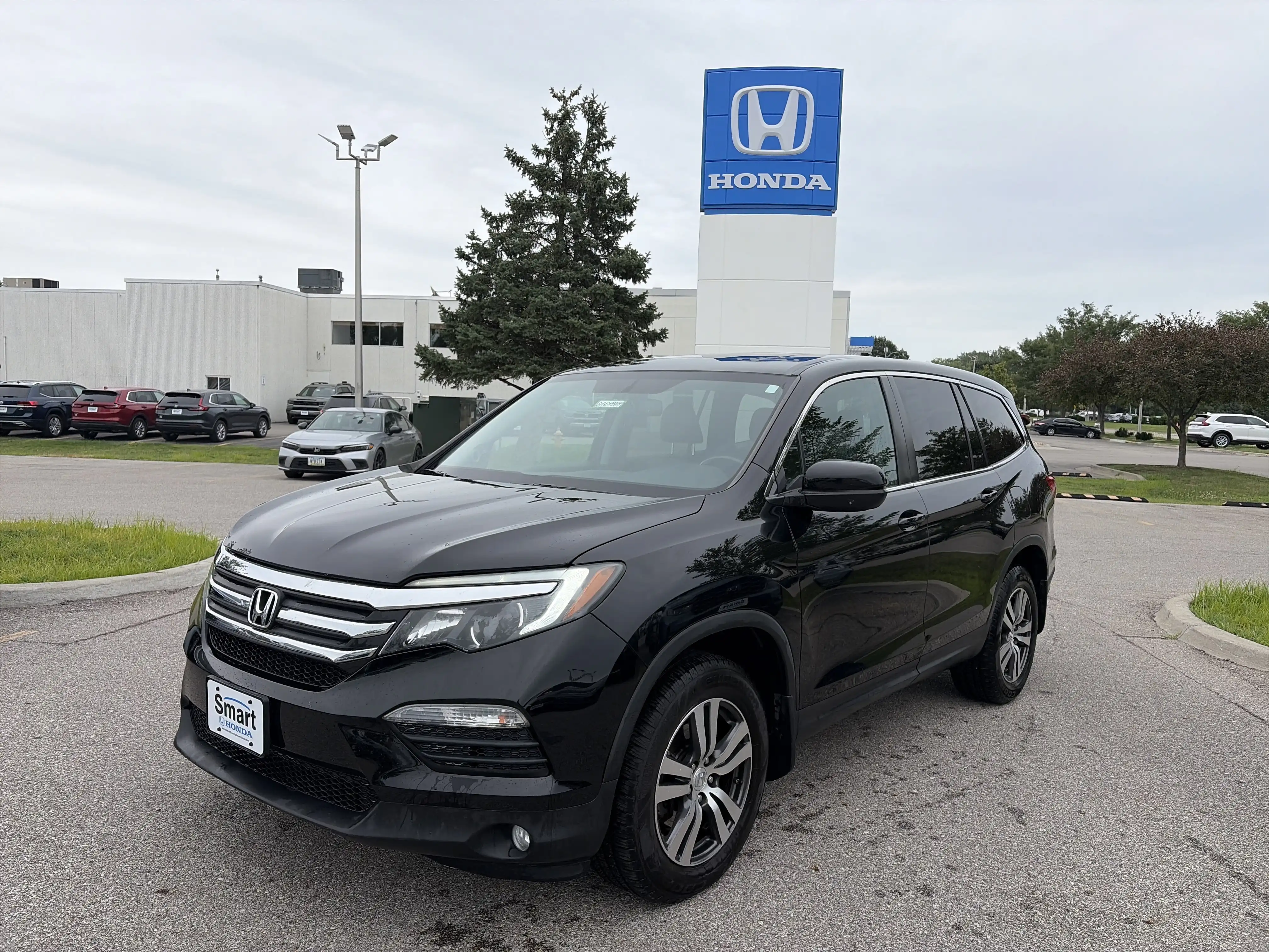 2017 Honda Pilot 4WD EX-L's photo