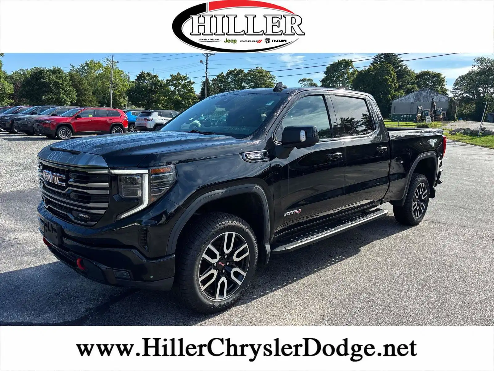 2022 GMC Sierra AT4 4WD Crew Cab Short Box's photo