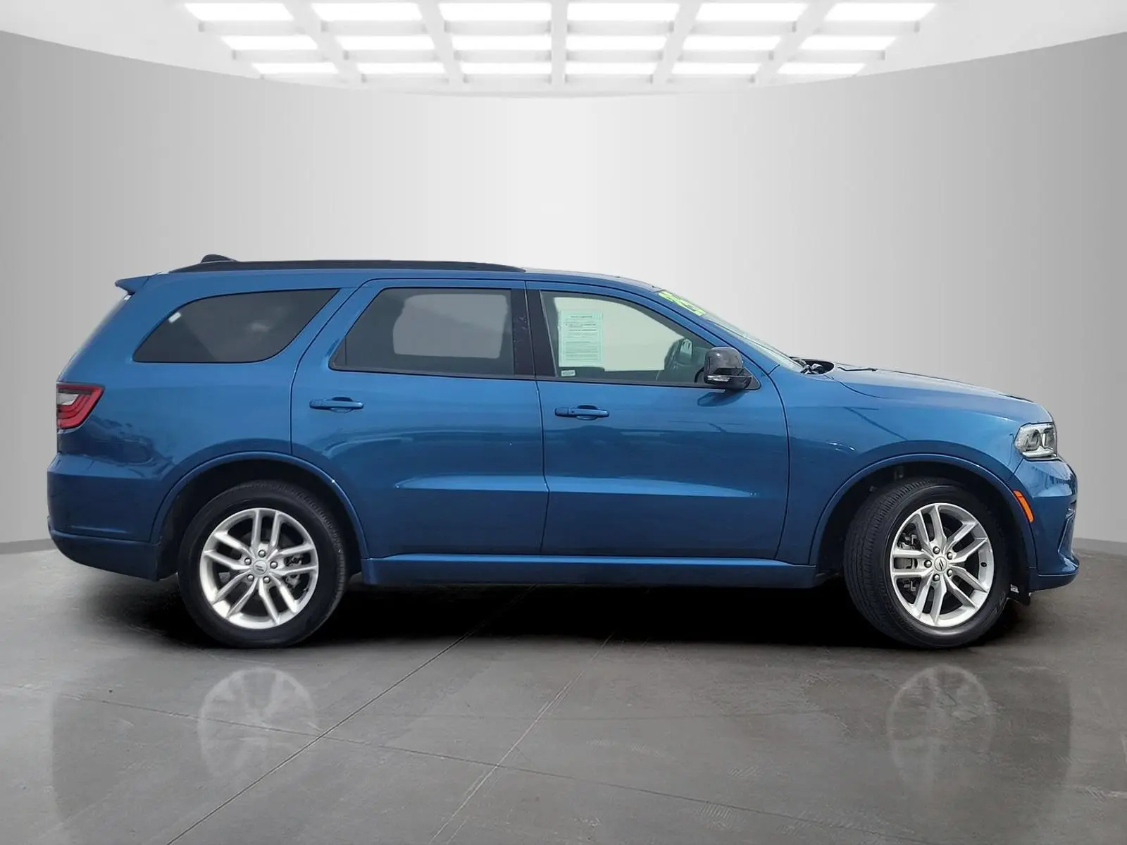 2025 Dodge Durango GT Plus AWD photo 3
