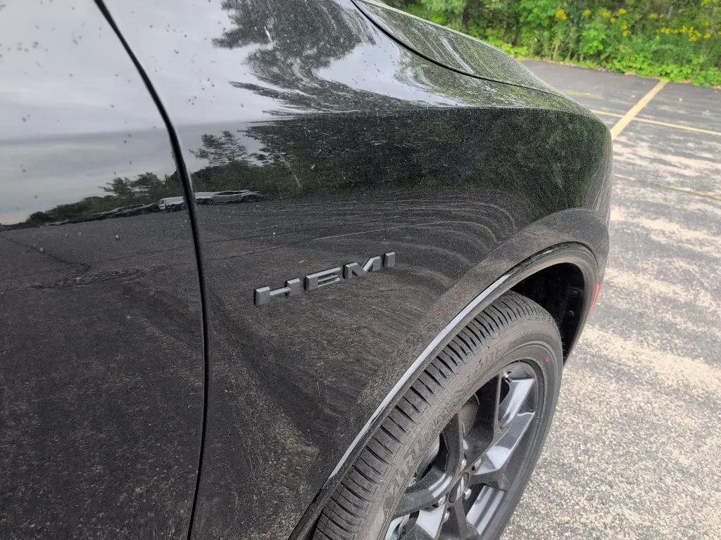 2027 Dodge Durango HEMI V8 GT AWD Plus photo 3