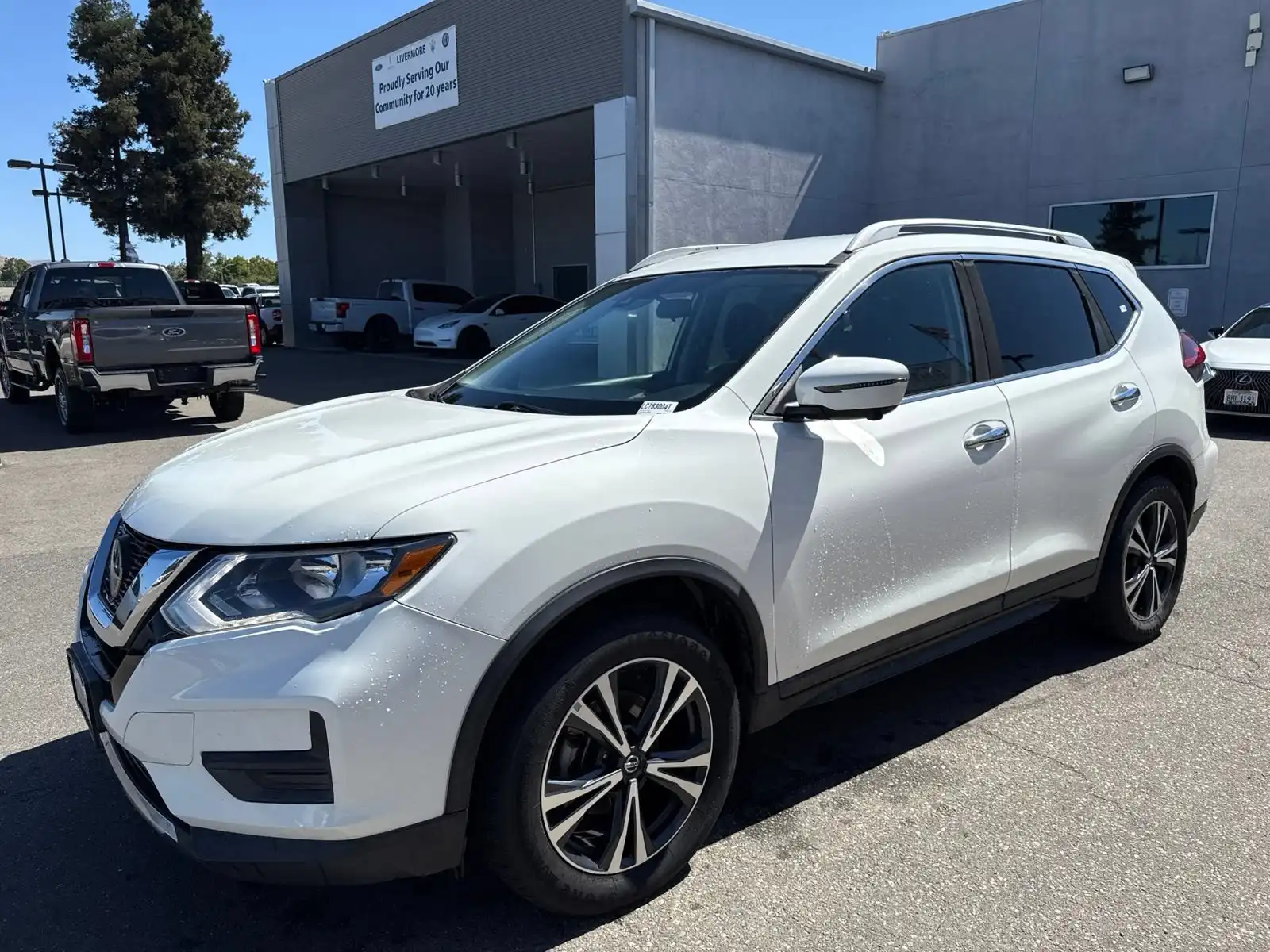 2020 Nissan Rogue SV FWD's photo