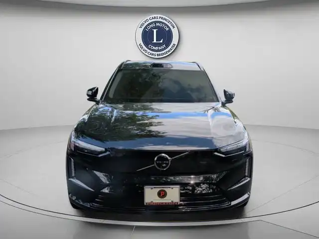 2025 Volvo EX90 Twin Motor Performance Ultra 7-Seater's photo