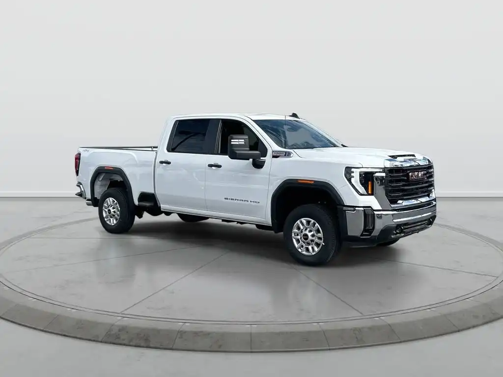 2025 GMC Sierra 4WD Crew Cab Standard Box Pro's photo